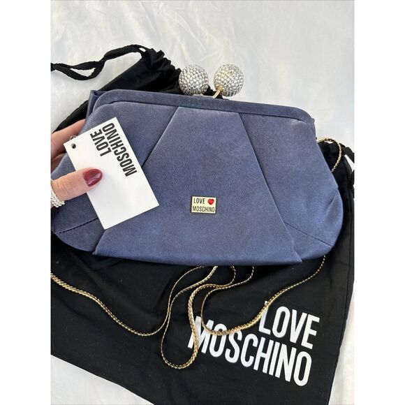 Moschino Handbags - MOSCHINO Y2K Kisslock Crossbody Bag W/dust Bag